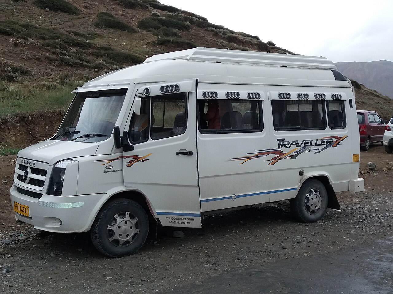 Force Tempo Traveller